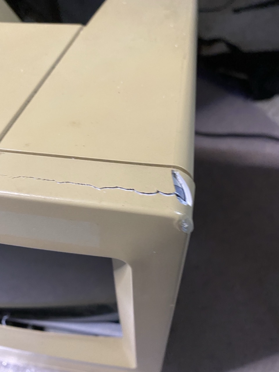 MacSE30 front bezel racked.